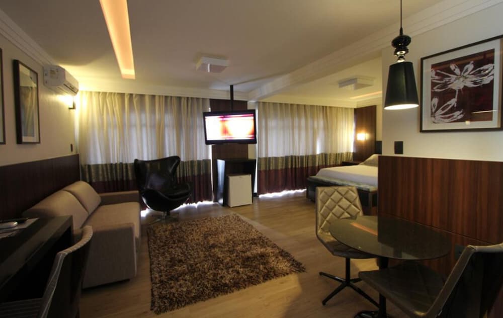 Suite Master Vista Piscina - Photo 2