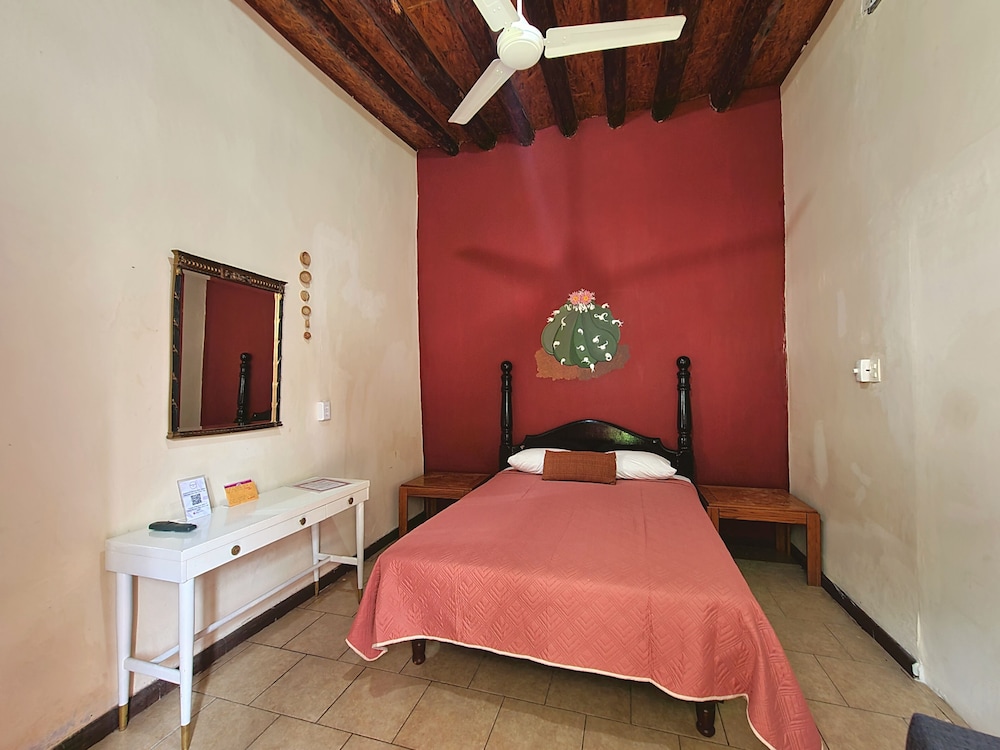 Habitación básica, Varias camas, vista al jardín photo 1