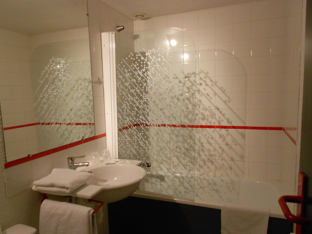 Double or Twin Room photo 3