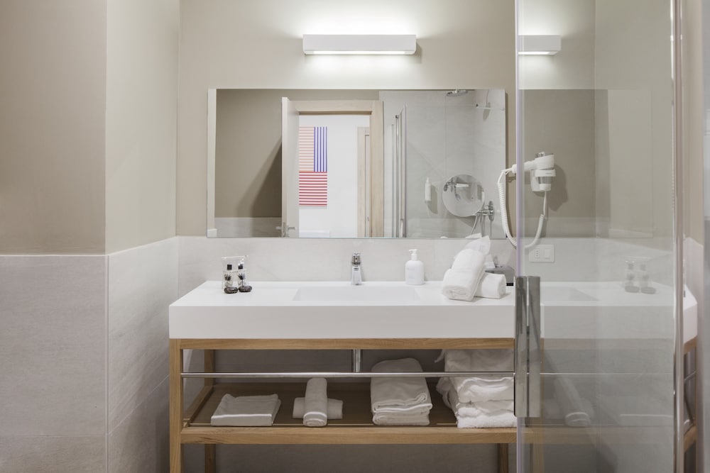 Superior Triple Room (2 adulti + 1 bambino), photo 6