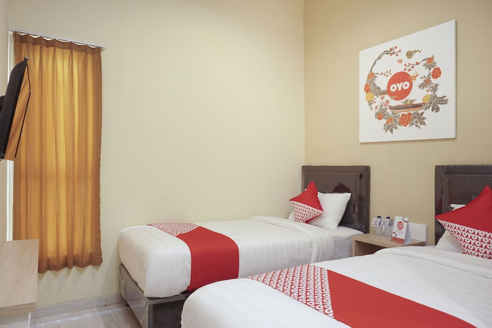 Standard Twin Room - Photo 3