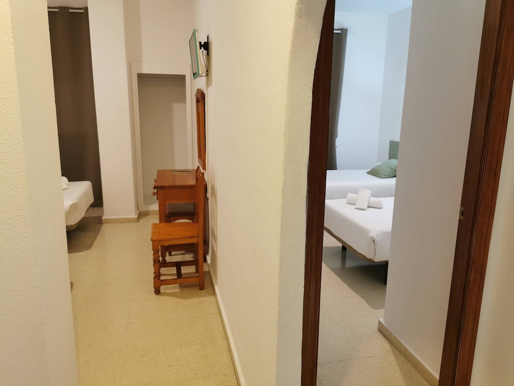 Quadruple Room photo 2