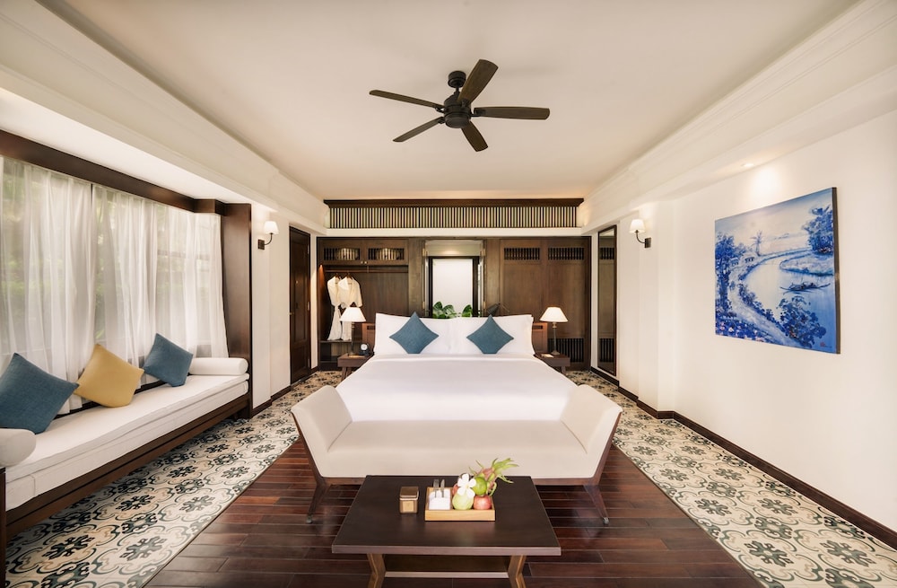 Premium King Room
