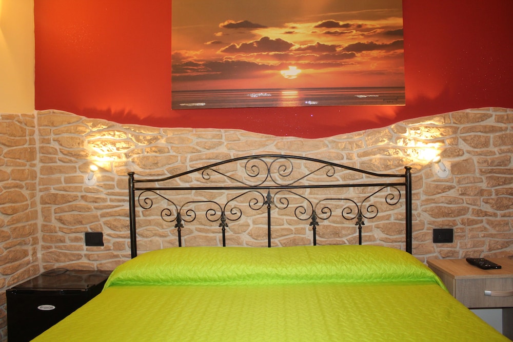 Classic Double Room, Sea View
