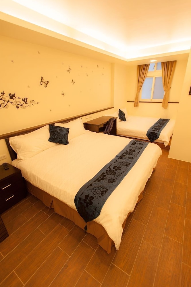 Deluxe Quadruple Room photo 2