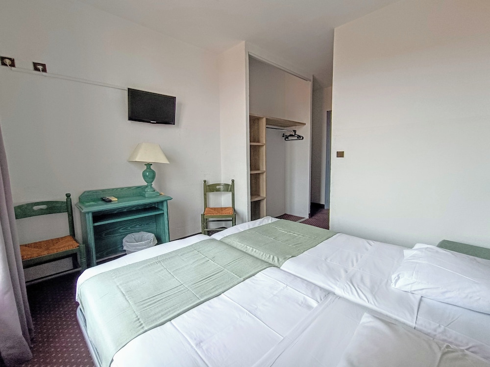 Twin Room, 2 Twin Beds - Photo 2