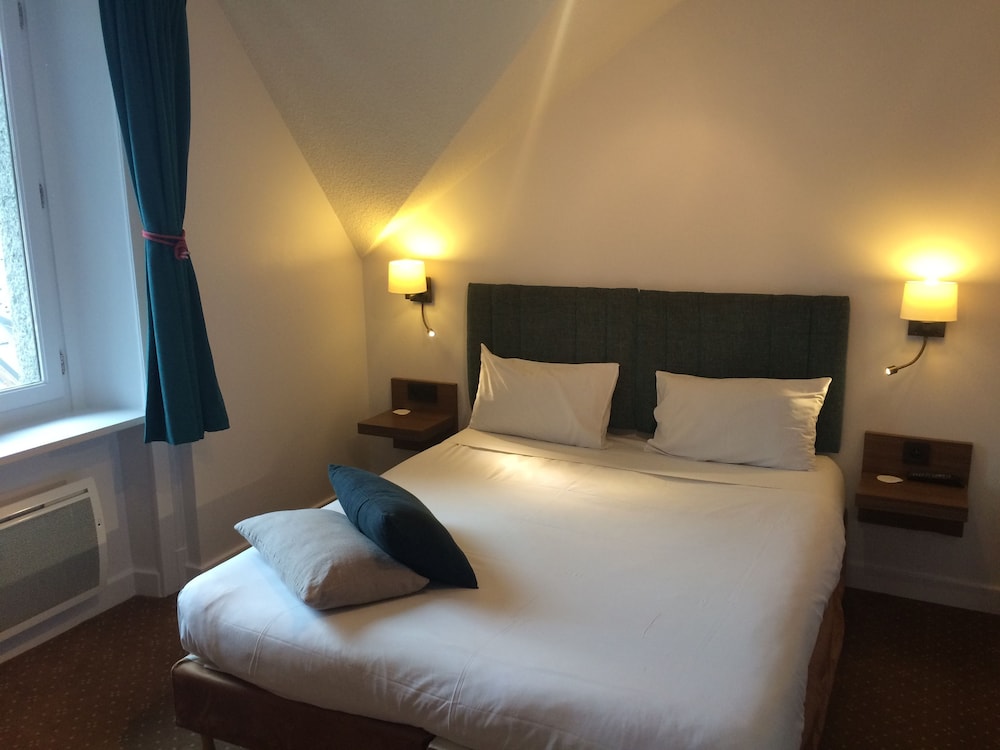 Double Room, Accessible - Photo 6