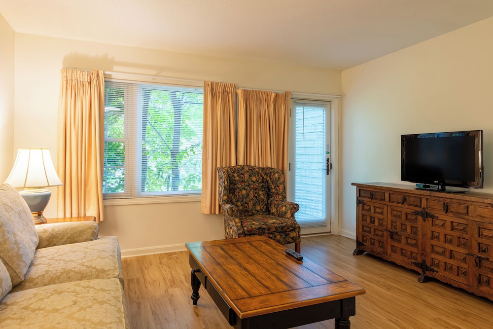 Superior Townhome