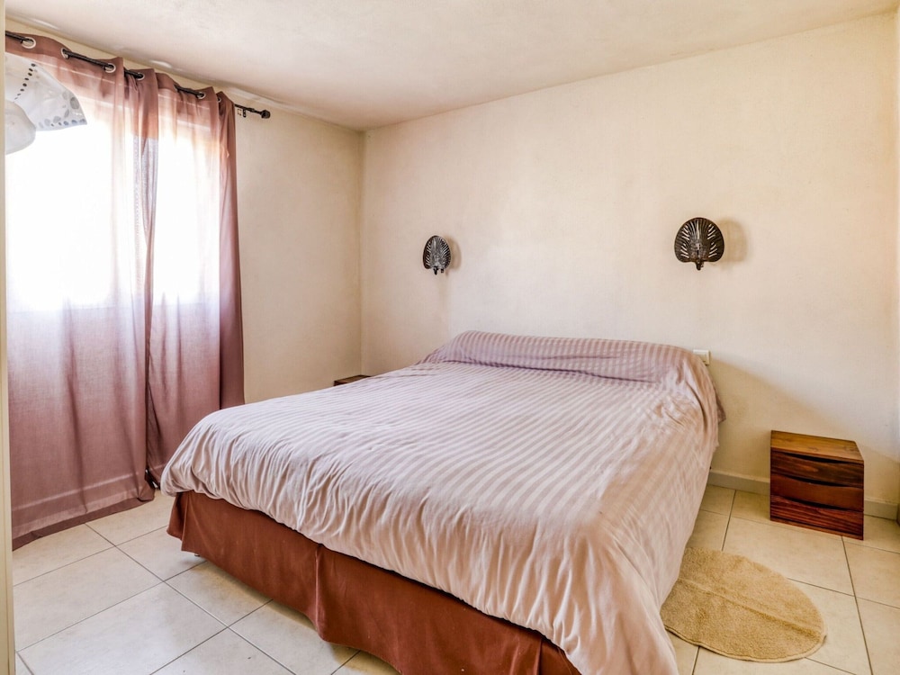 Classic Villa, 6 Bedrooms