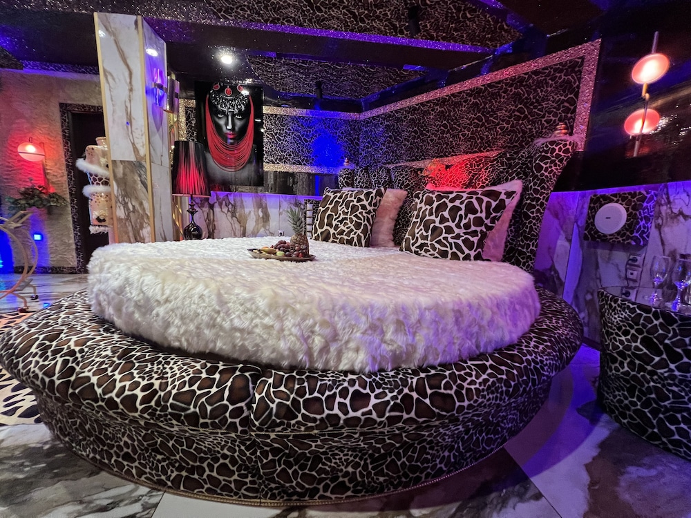 Grand Studio Suite photo 3