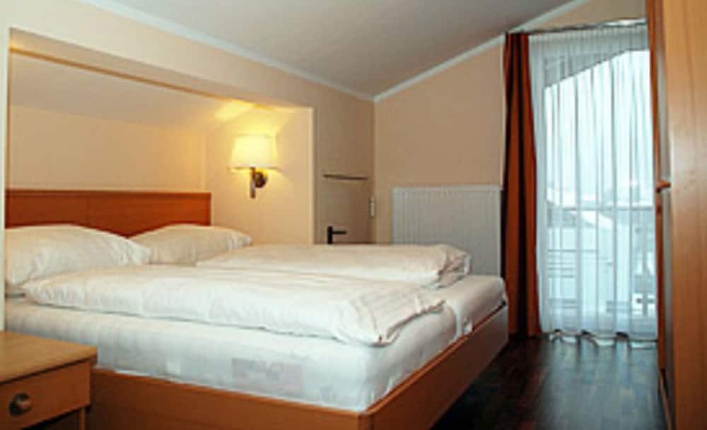 Apartment, 2 Bedrooms, Mountain View