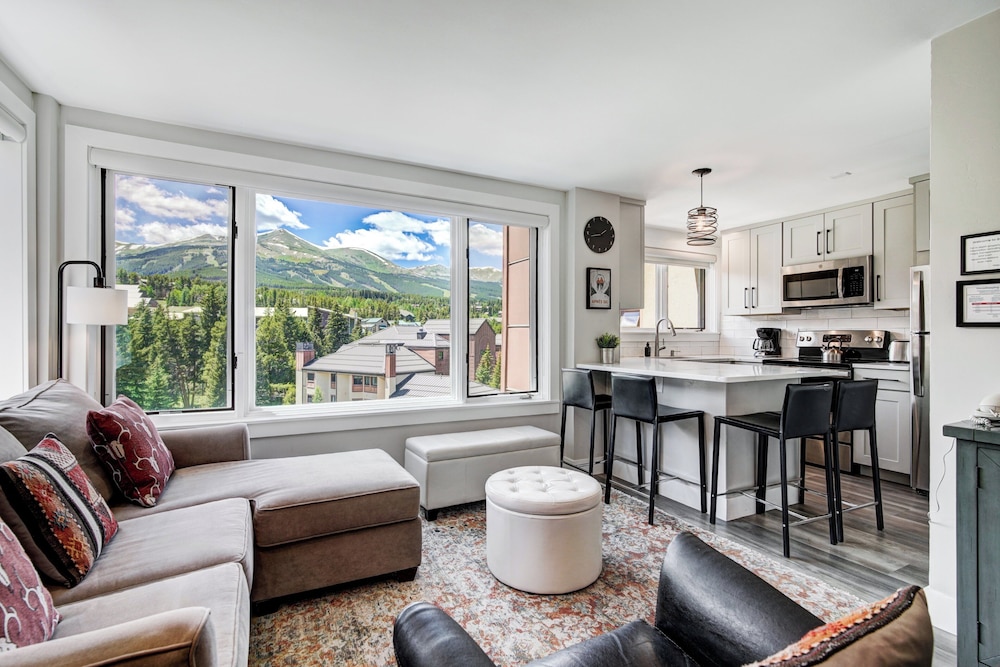 Premier Studio (Condominium) at Village at Breckenridge, A Vail Resorts Property in Breckenridge