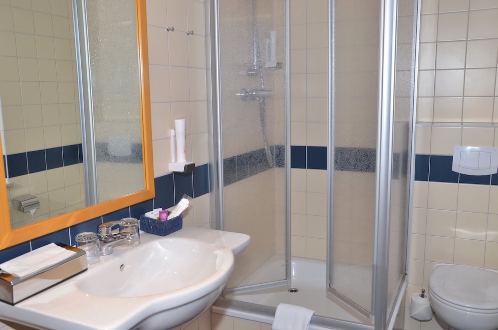 Double Room in Annexe Building photo 3