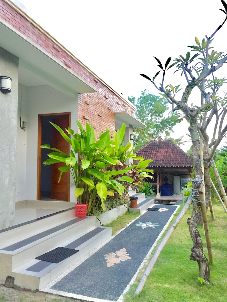 Basic Double Or Twin Room photo 2