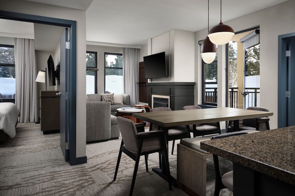 Two Bedroom Suite Mammoth - Photo 6