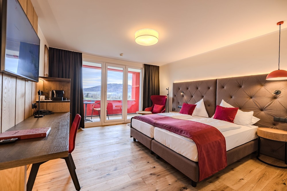 Comfort Double Room, Balcony, Golf View photo 1