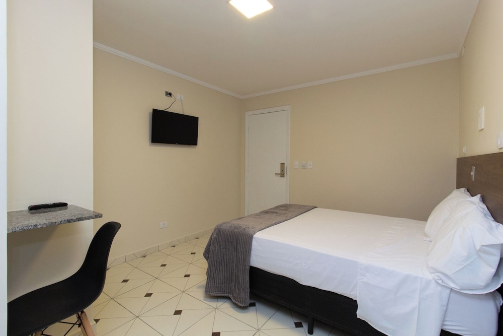 Basic Single Room