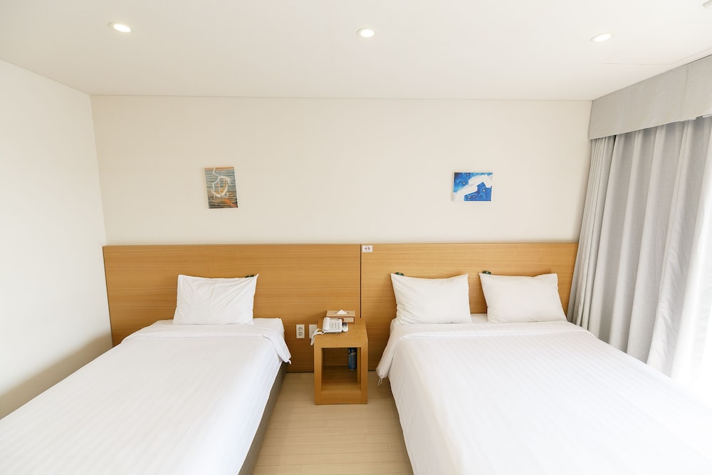 Superior Room, Bathtub, Ocean View (Superior)