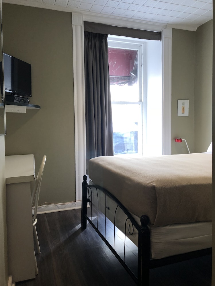 Standard double size bed Room, Private Bathroom - Photo 3