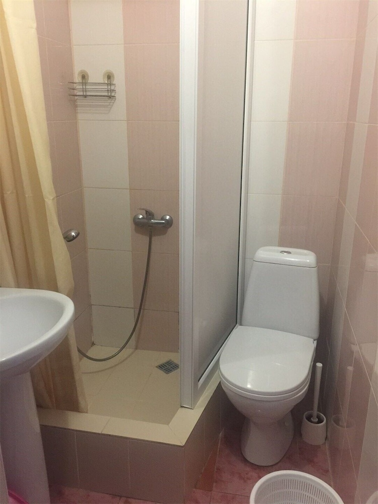 Standard Quadruple Room (Ground Floor) photo 2