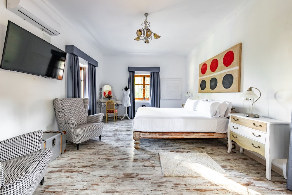 Suite (Amapola)