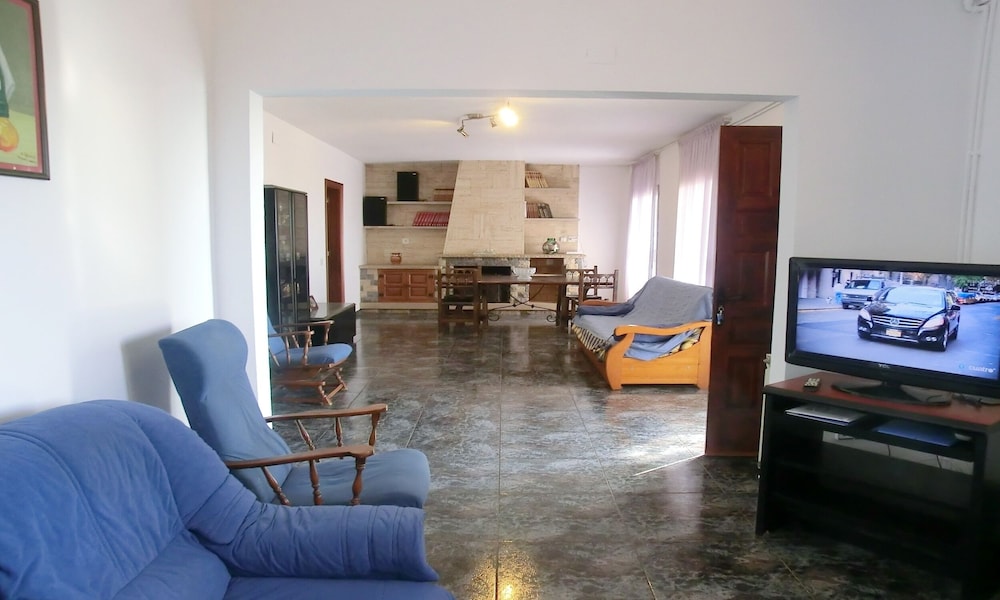 Villa Familiar, 5 Habitaciones, Vista a la Piscina
