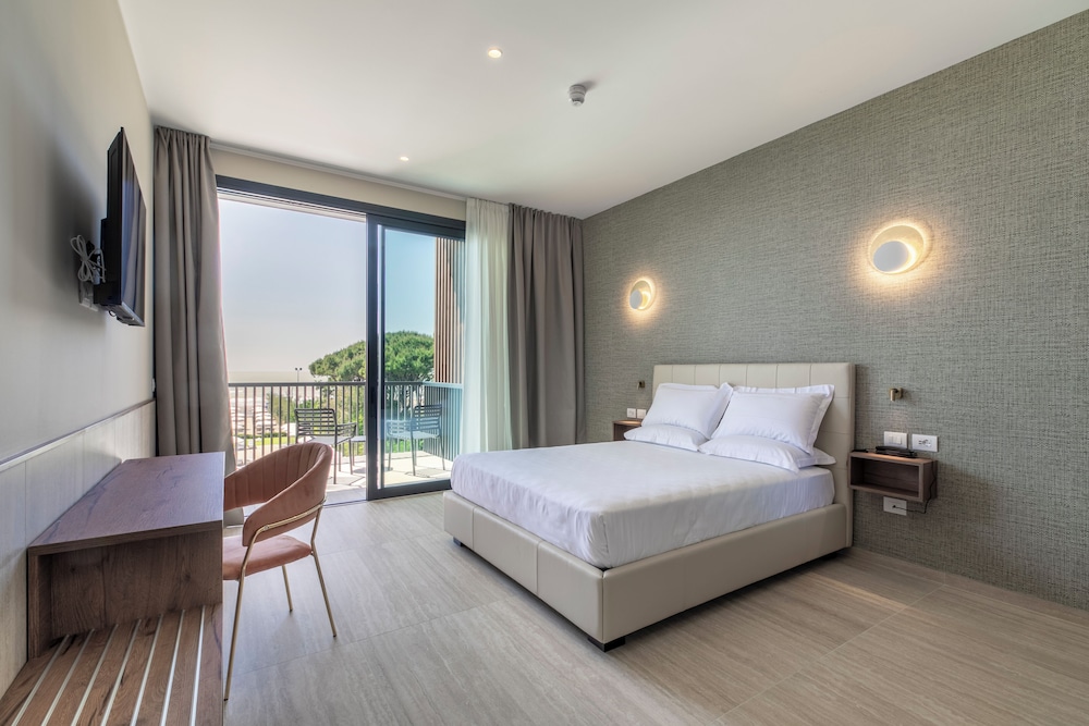 Junior Room