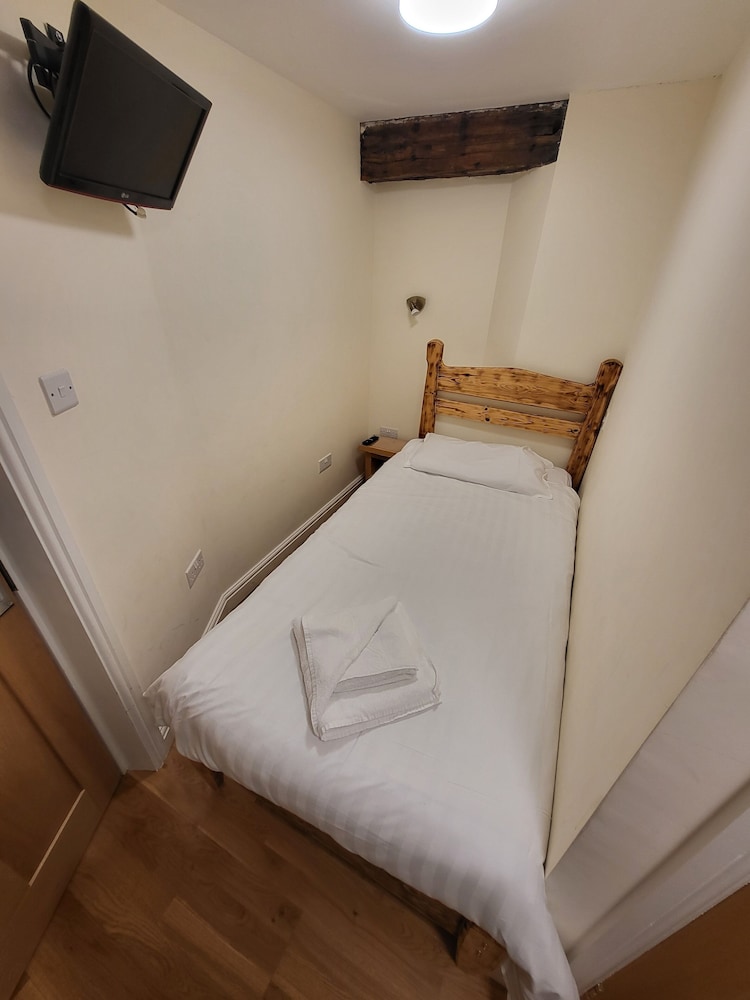 Triple Room - Photo 5