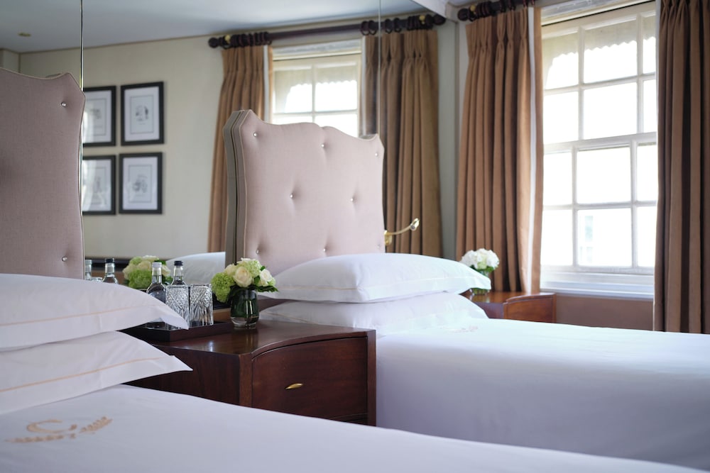 Superior Twin Room photo 3