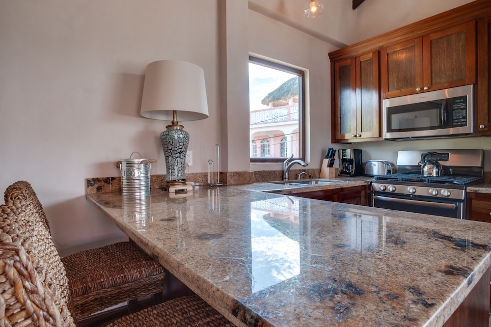 Condo, 2 Bedrooms, Oceanfront