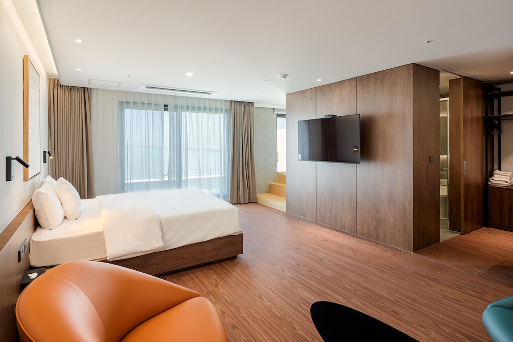 Ocean Suite Terrace - King