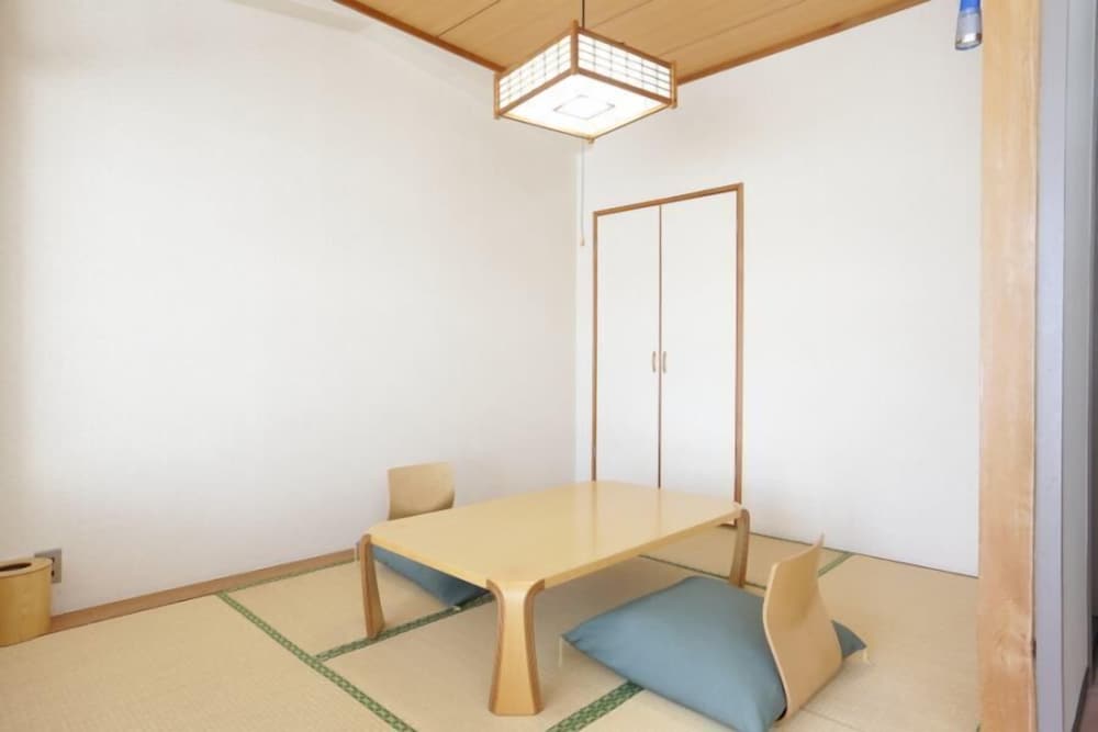 Japanese Western Style Room - Photo 3