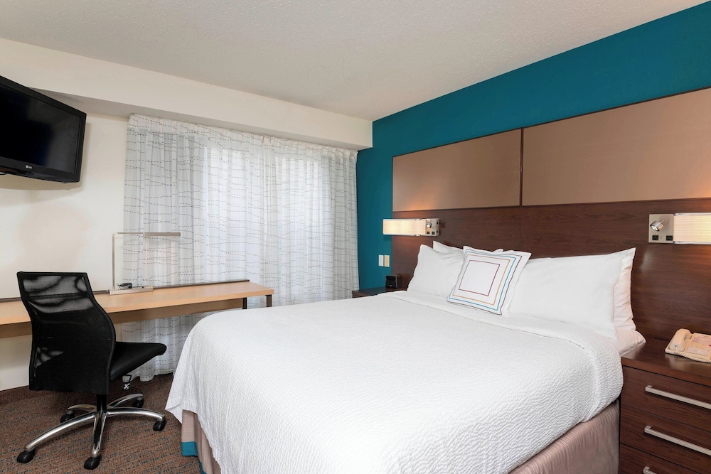 Suite, 1 Double Bed - Photo 5