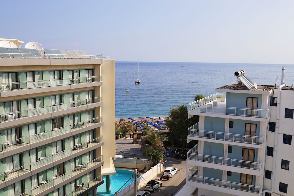 Suite, Terrace photo 3