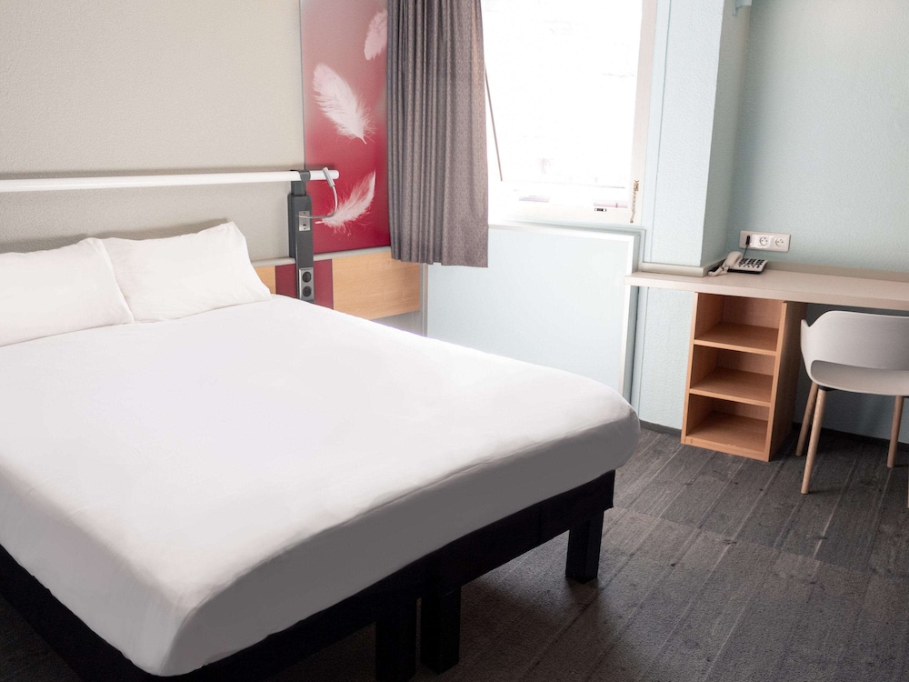 Standard Double Room, 1 Double Bed - Photo 10