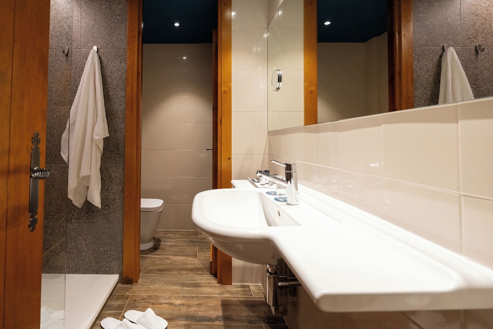 Junior Suite (3 Adults) photo 2