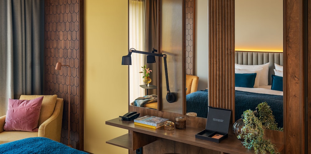 Signature Room - Photo 4