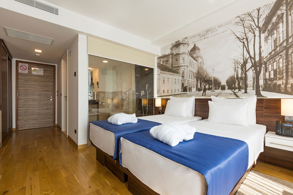 Business Double Room, 1 King Bed photo 2