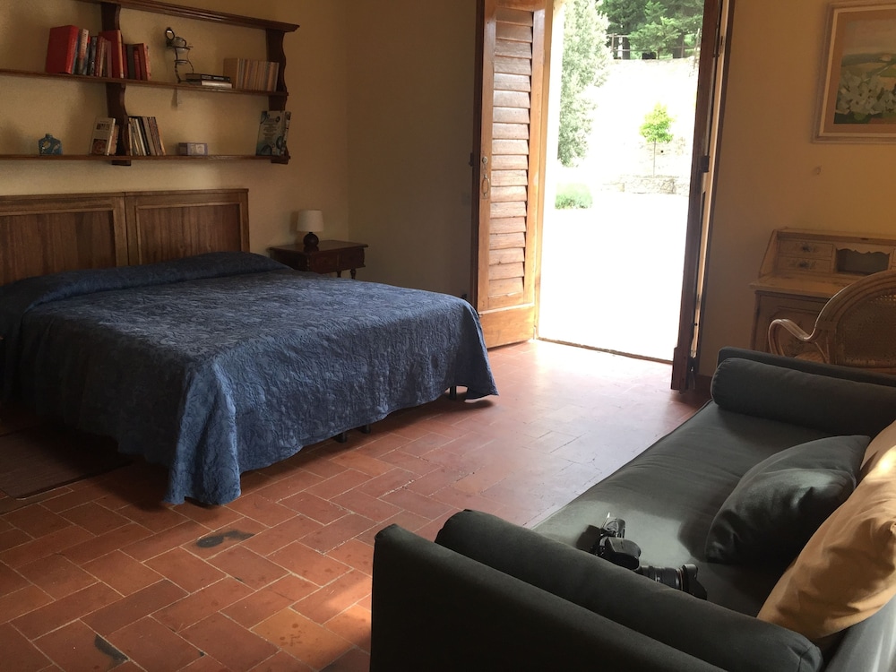 Villa photo 1