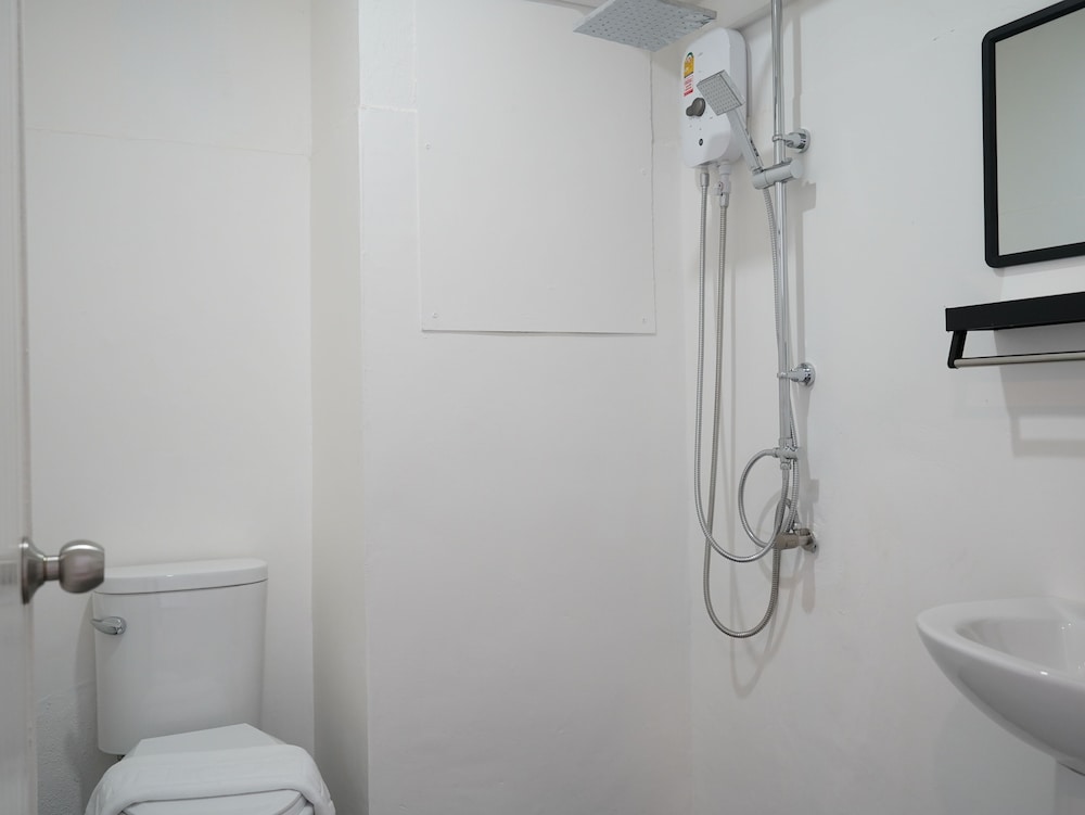 Standard Twin Room photo 3