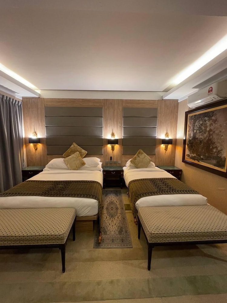 Premium Triple Room