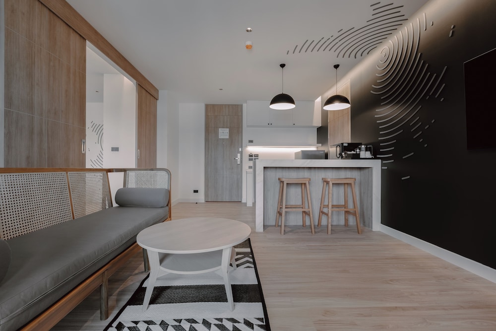 One Bedroom Suite Twin