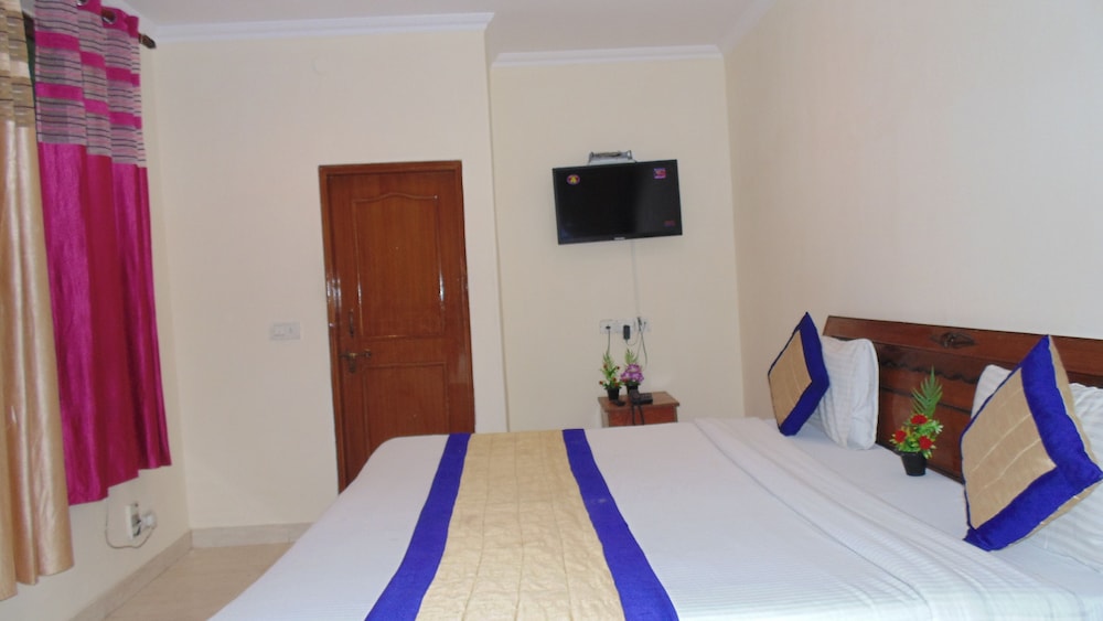 Basic Double Room