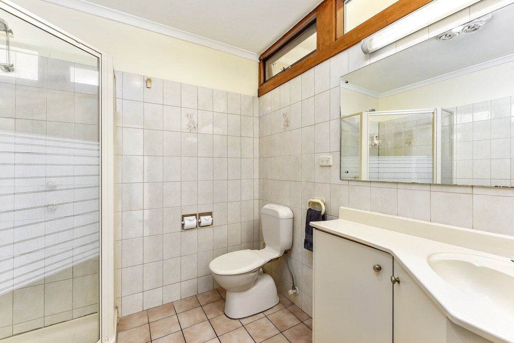 Twin Room - Photo 5