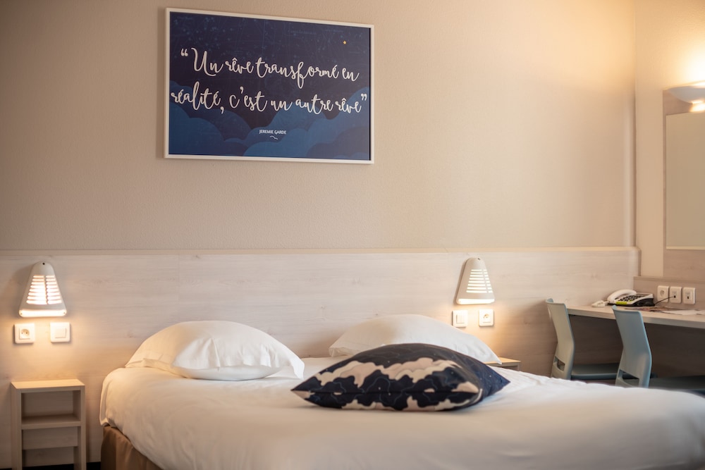 Quadruple Room - Photo 5