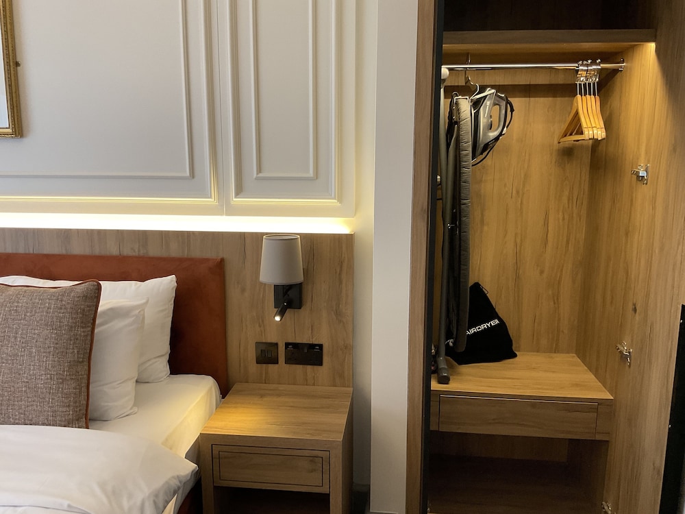 Standard Double Room - Photo 4