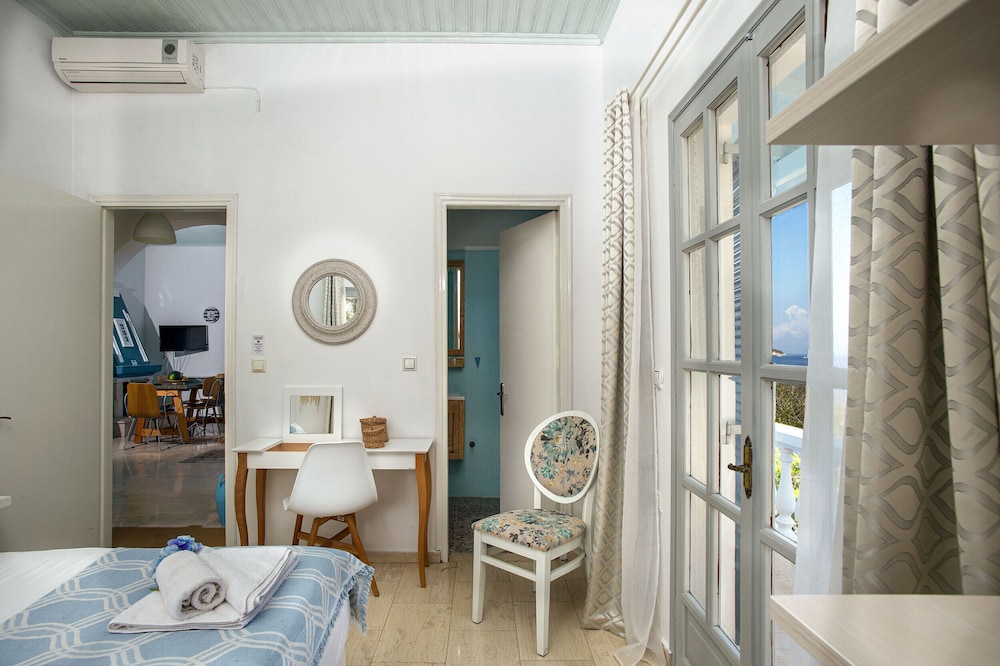 Suite, 2 Bedrooms, Sea View (Selene for 5)
