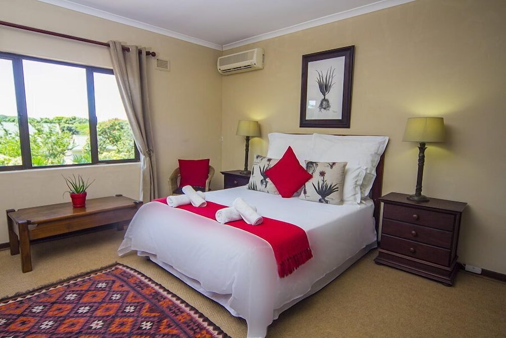 Deluxe Room - Photo 8