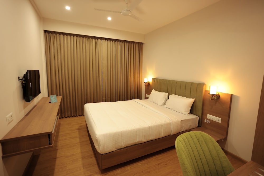 Executive Double or Twin Room, City View