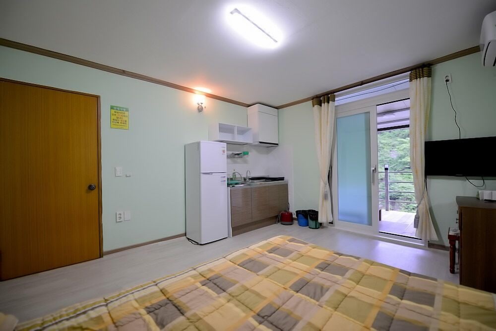 Double Room - Photo 4